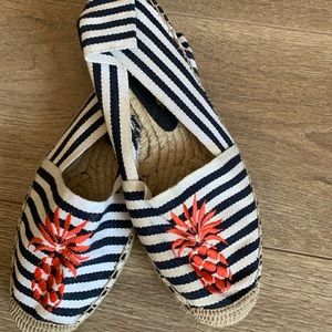 Tommy Bahama Espadrille Sz 9
